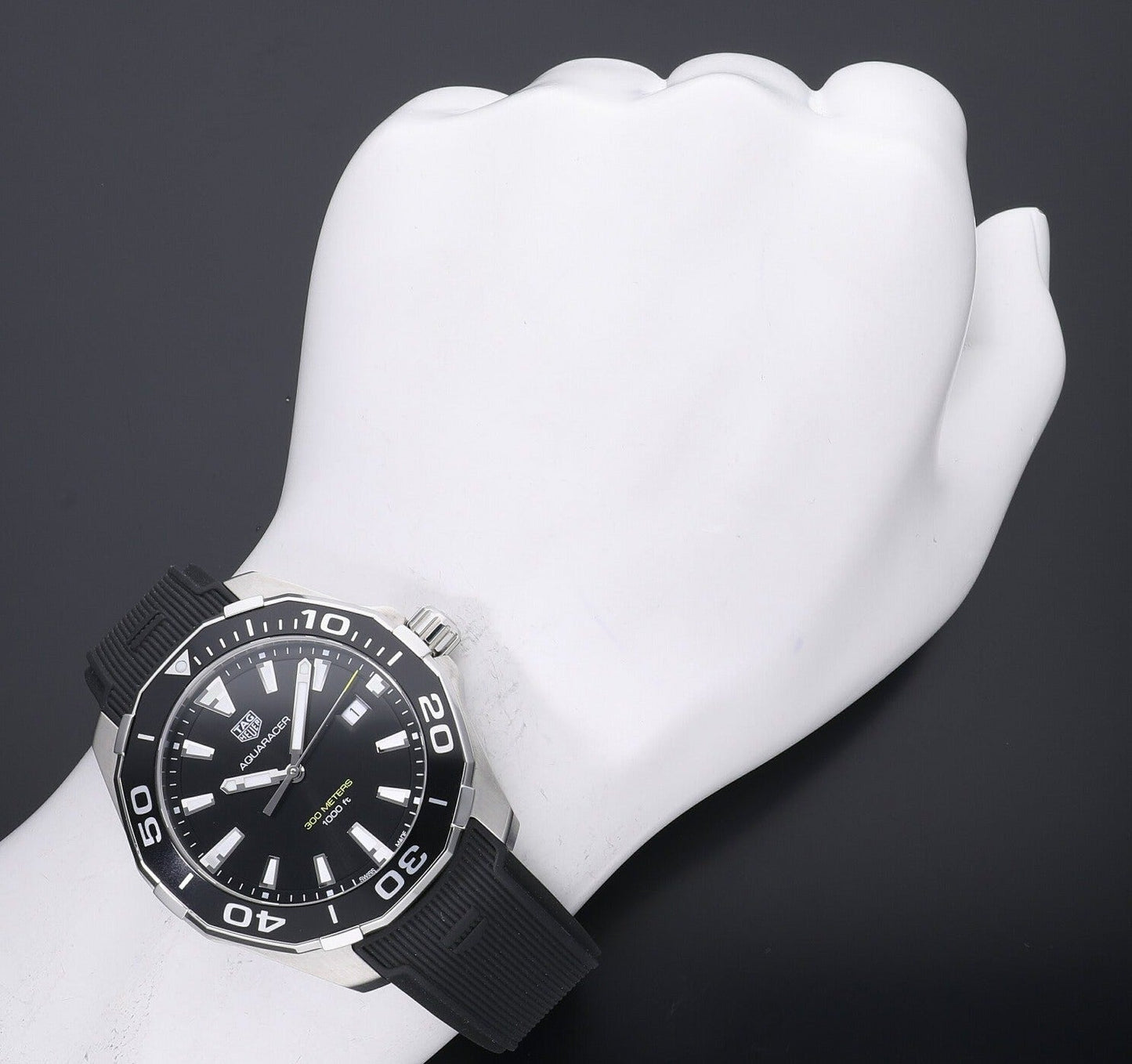 Tag Heuer Aquaracer Quartz Black Dial Black Rubber Strap Watch for Men - WAY101A.FT6141